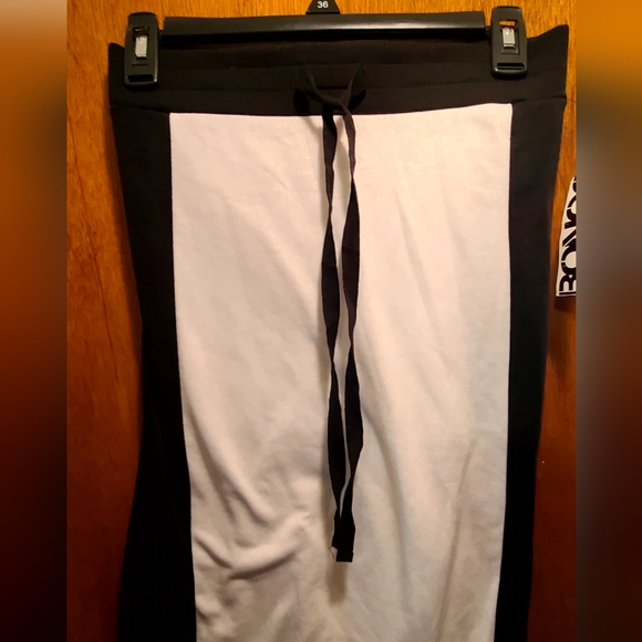 BONGO NWT black &white drawstring waist "jogger" like skirt szM - Picture 3 of 4